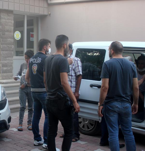 Afyonkarahisar'da hırsızlık yapan 3 kişi yakalandı