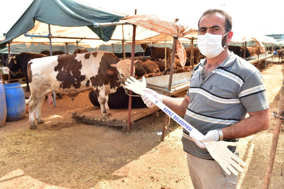 Antalya'da kurban pazarlarına özel ‘pazarlık kiti’