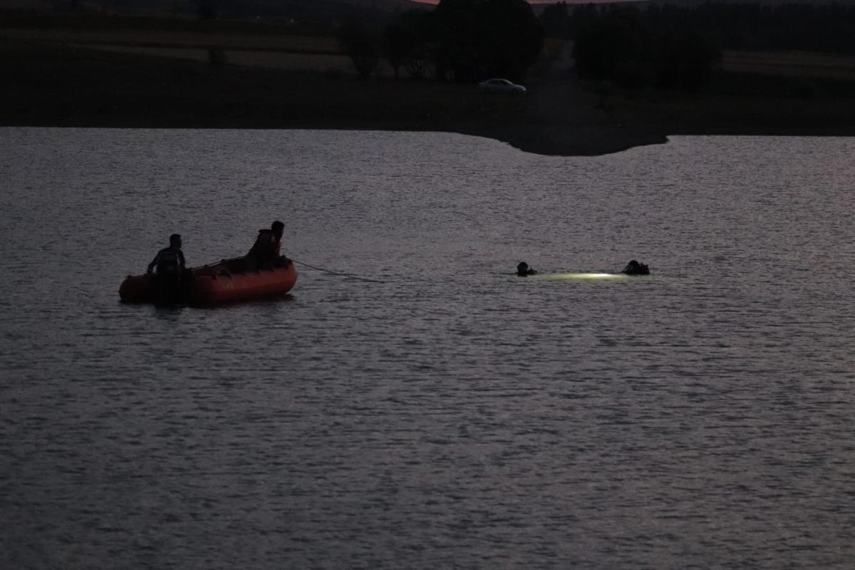 Çorum'da gölete giren genç kayboldu