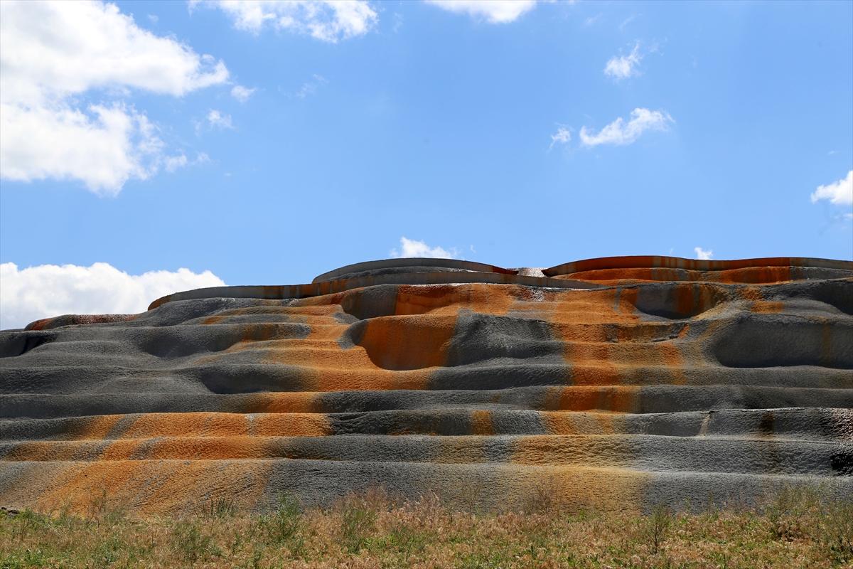 Altınkale, Pamukkale'ye benzerliğiyle dikkat çekiyor