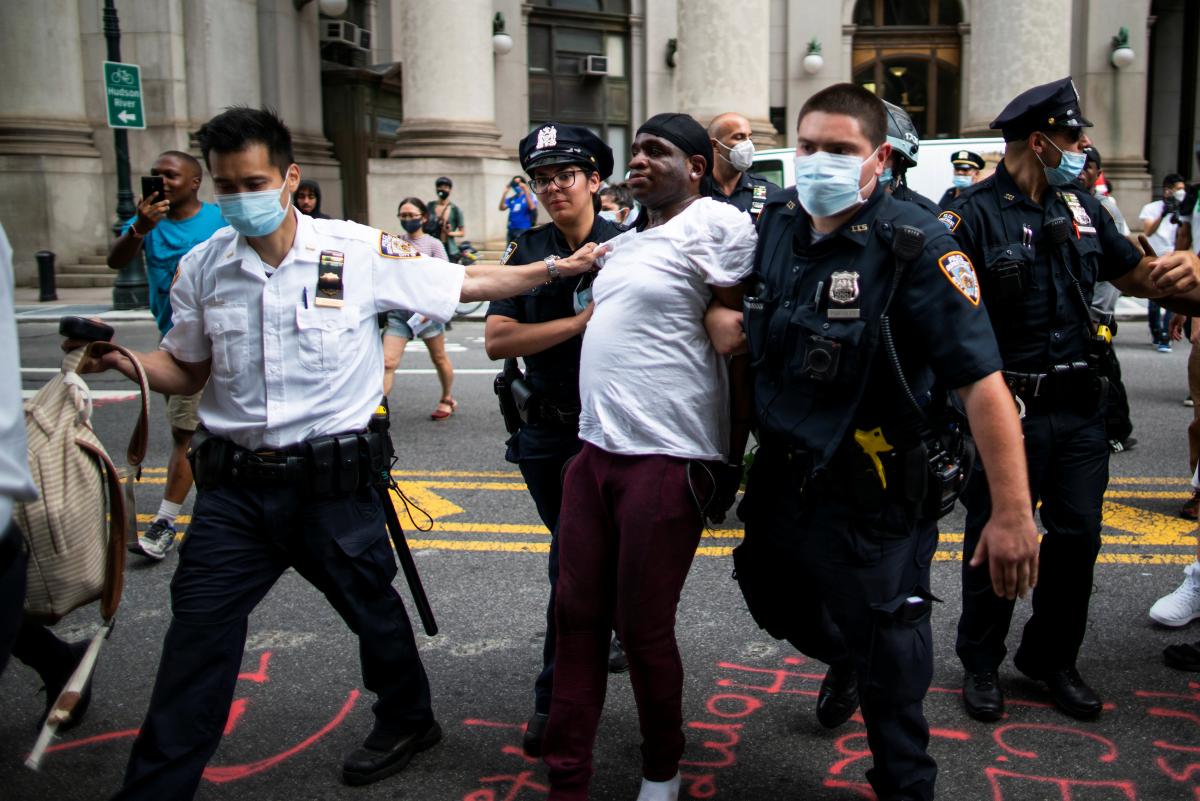 Donald Trump: New York kontrolden çıktı