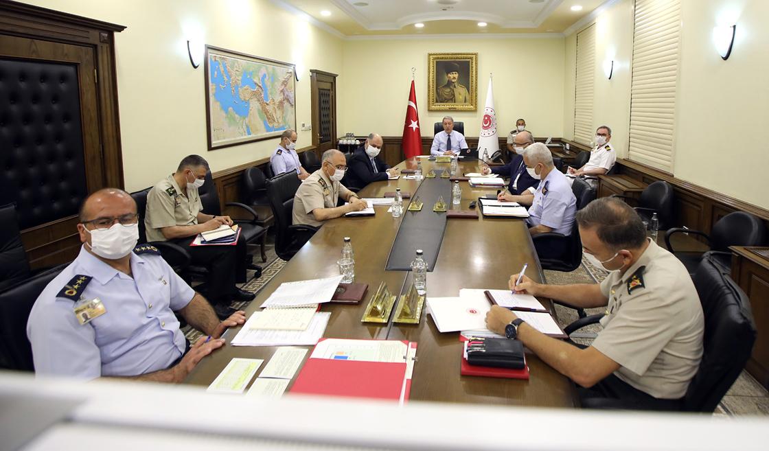 Akar, TSK'dan ihraç edilen FETÖ'cü sayısını açıkladı