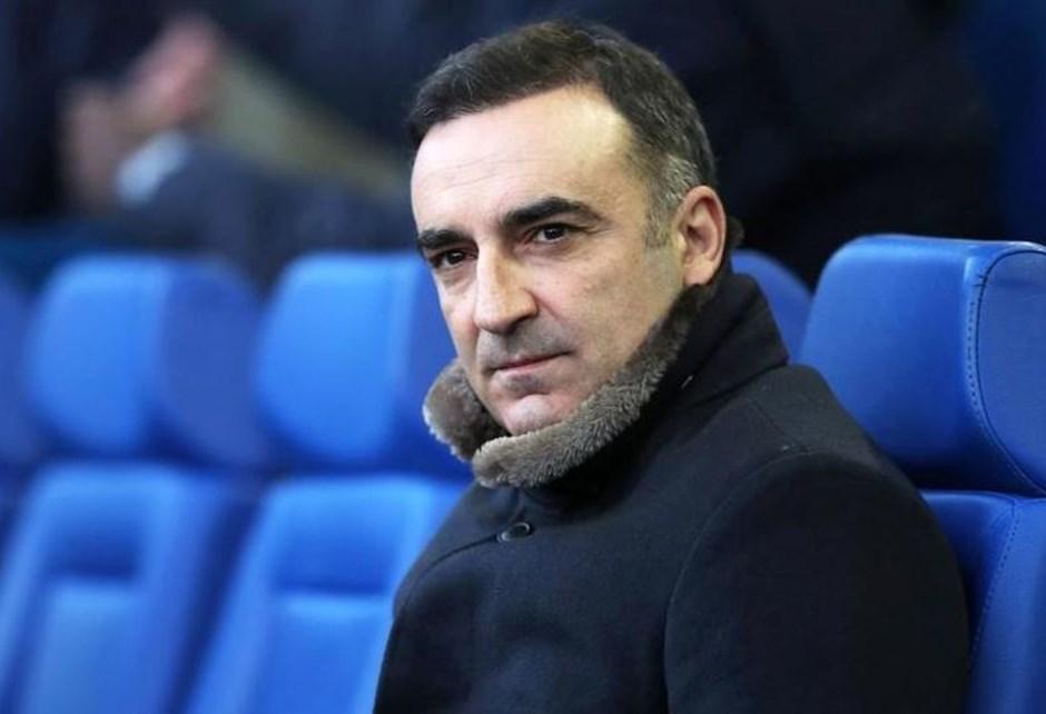 Carlos Carvalhal saldırıya uğradı
