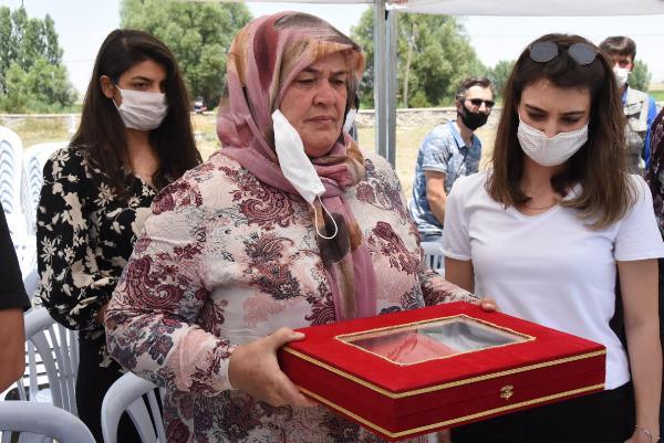 15 Temmuz şehidinin annesi acısını yüreğinde taşıyor