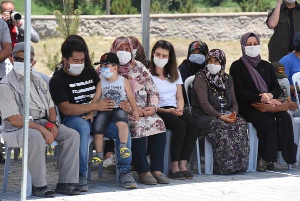 15 Temmuz şehidinin annesi acısını yüreğinde taşıyor