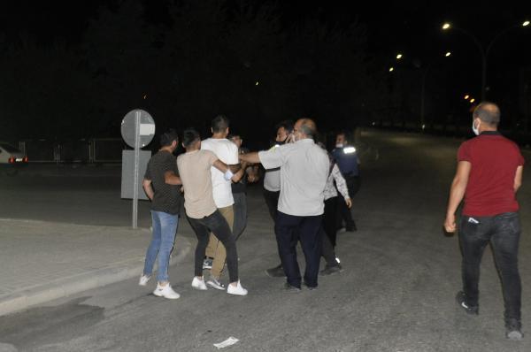 Karaman'da kaza sonrası yaralı yakınları kavga etti