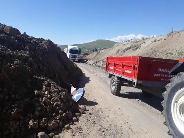 Erzurum'da Palandöken yolunda heyelan