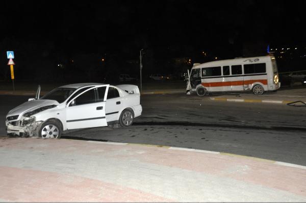 Karaman'da kaza sonrası yaralı yakınları kavga etti