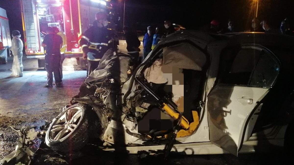 Kocaeli'de trafik kazası: 2 kişi hayatını kaybetti