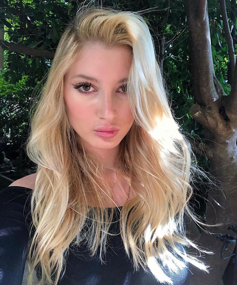 Coşkun Sabah'ın kızı tatilde