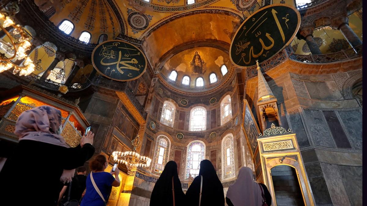 Joe Biden'ın danışmanı Burns'ten Trump'a Ayasofya tepkisi