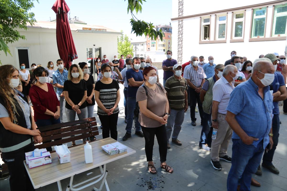 Komünist Başkan, koronayı atlattı