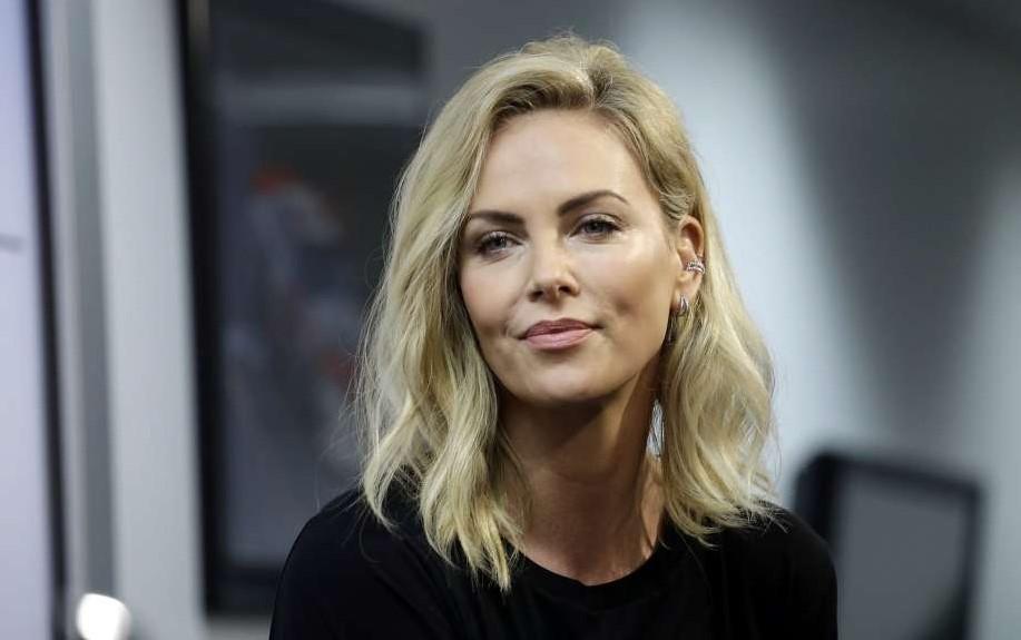 Charlize Theron'dan baklava açıklaması