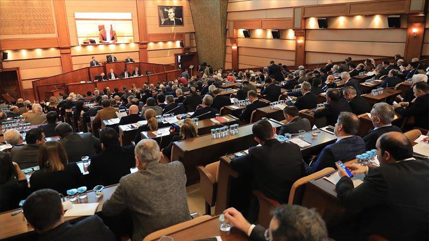 İBB Meclisi, 4 liralık su bakım bedelini kaldırdı