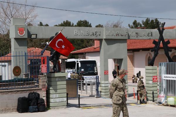 Burdur'da karantinaya alınan asker sayısı yükseldi