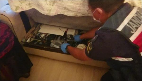 Sarıyer'de villaya giren hırsız yakalandı