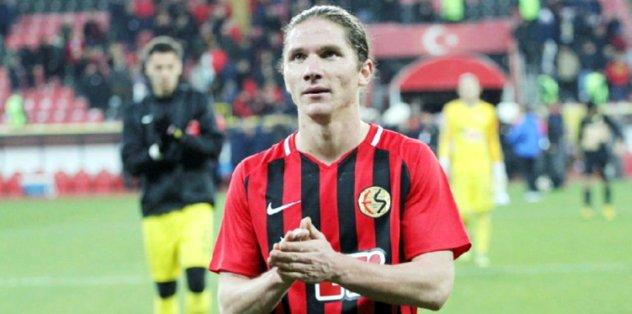 Mehmet Özcan kadro dışı bırakıldı