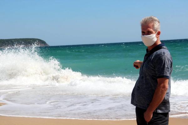 Kıyıköy’de dalga nedeniyle denize girmek yasaklandı