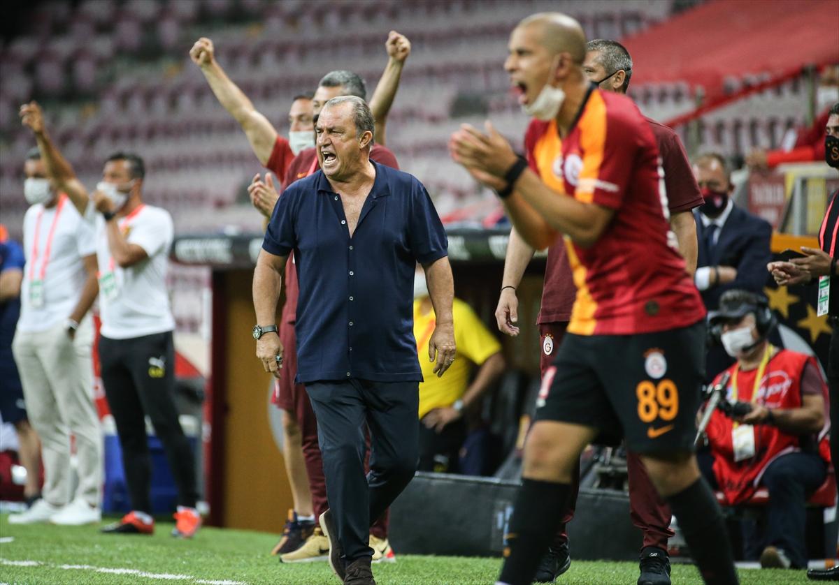 Fatih Terim, Arda Turan haberlerine tepki gösterdi