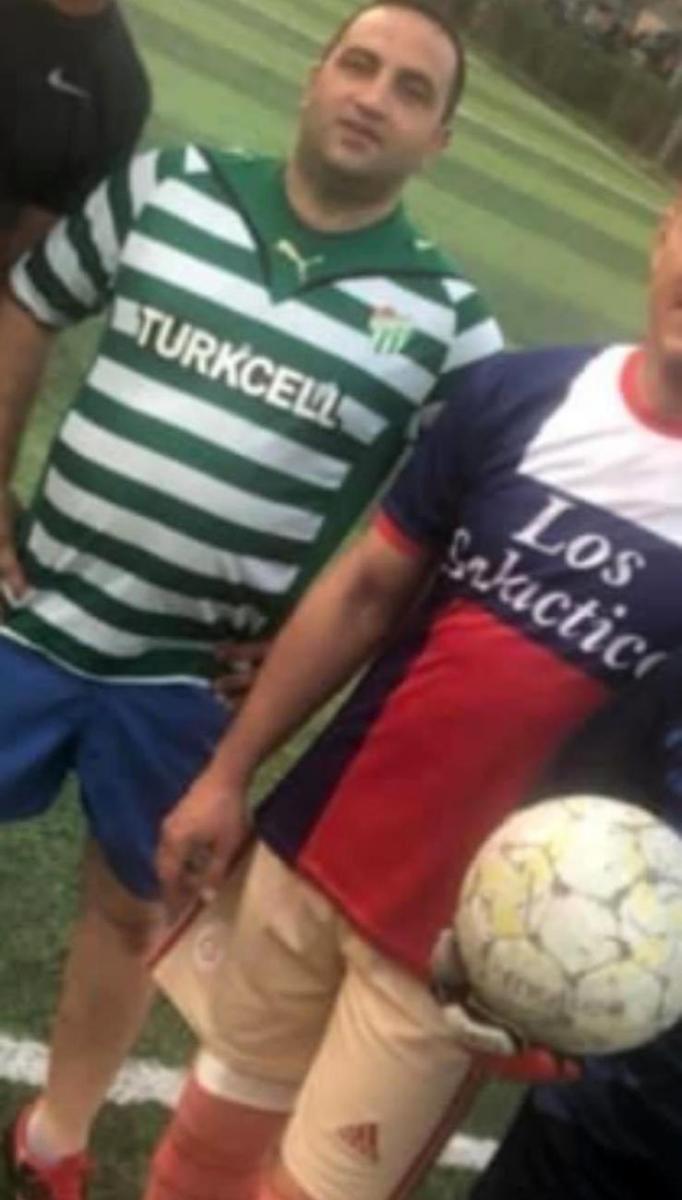 Bursa’da halı sahada kalp krizi geçiren sağlıkçı genç