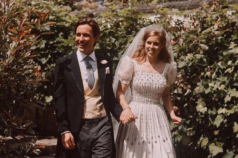 Prenses Beatrice, dünya evine girdi