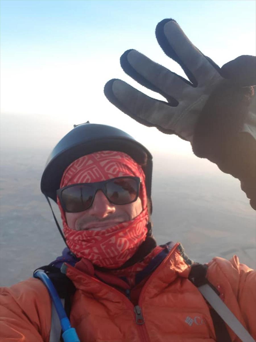 Yamaç paraşütüyle Denizli'den Eskişehir'e rekor uçuş