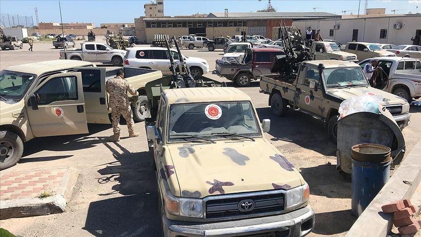 Cezayir Libya'da çözüm için girişim sinyali verdi