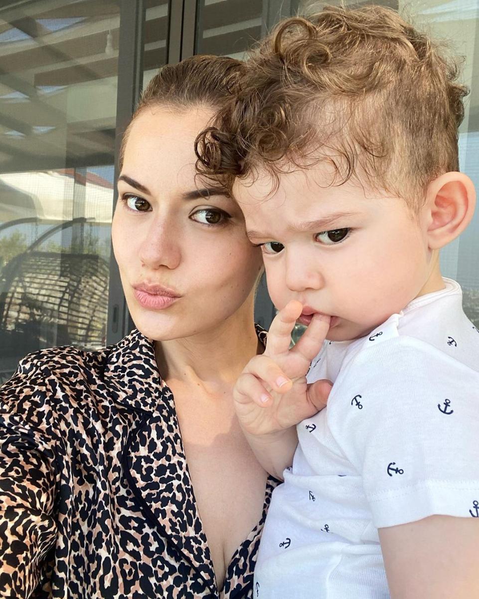 Fahriye Evcen ve Burak Özçivit'in 6 milyon TL'lik villası