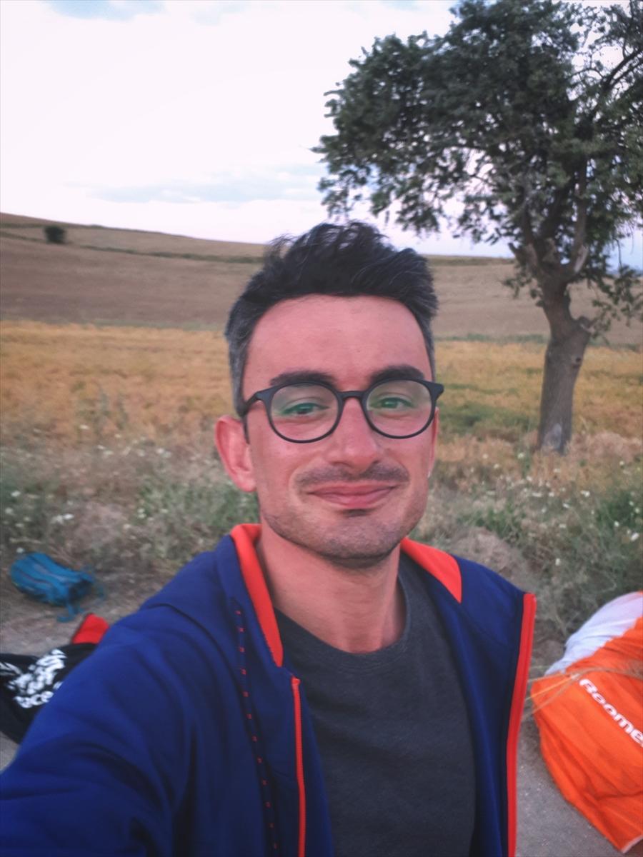 Yamaç paraşütüyle Denizli'den Eskişehir'e rekor uçuş