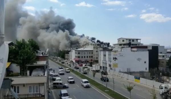 Bursa'da tekstil fabrikasında yangın çıktı