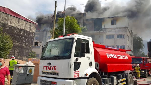Bursa'da tekstil fabrikasında yangın çıktı