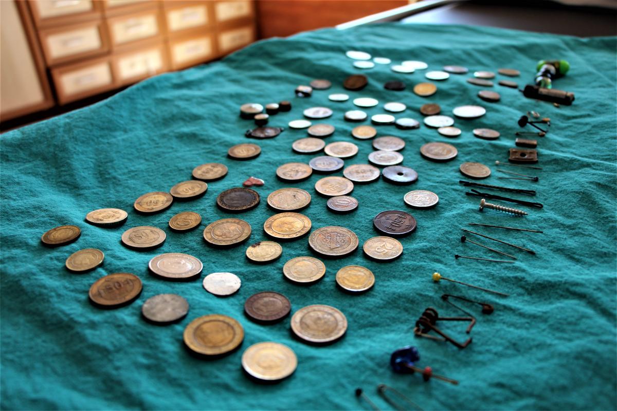 Çocukların midesinden onlarca yabancı cisim çıktı