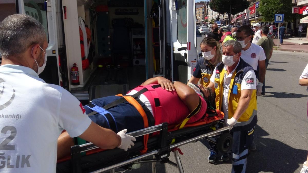 Zonguldak'ta motosiklet yayaya çarptı: 2 yaralı