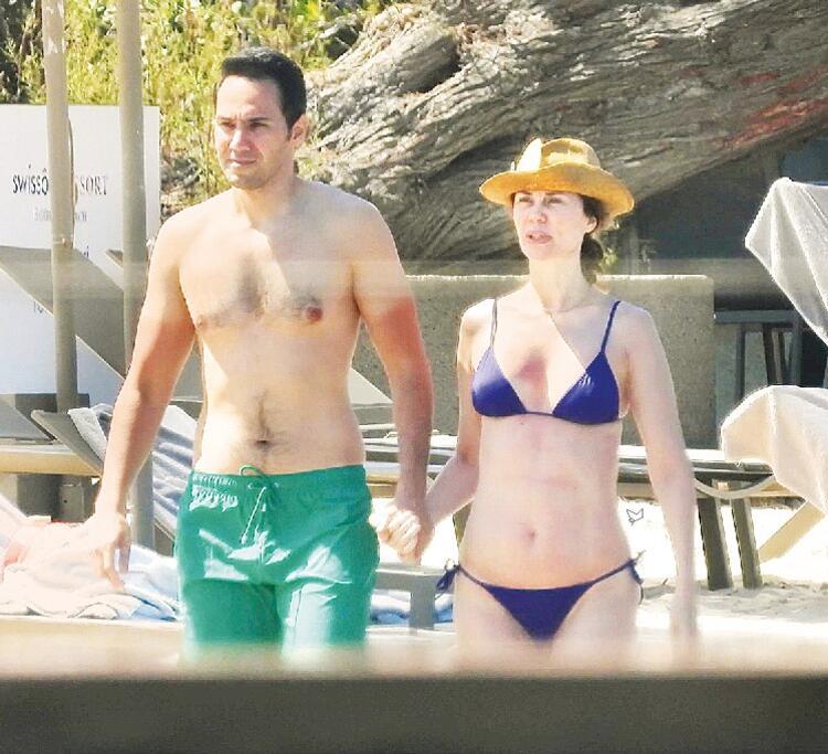 Demet Şener ile Cenk Küpeli tatilde