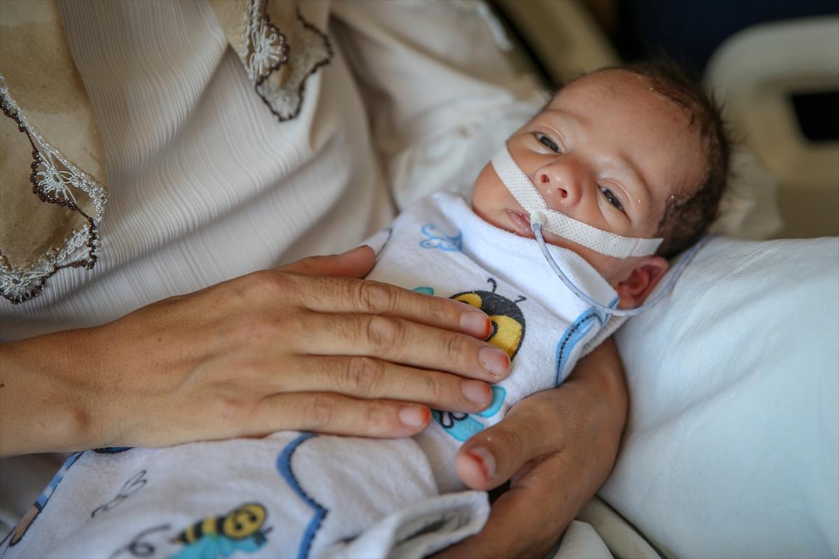 Van'da, kalpleri duran anne ile bebeğin mucize kurtuluşu