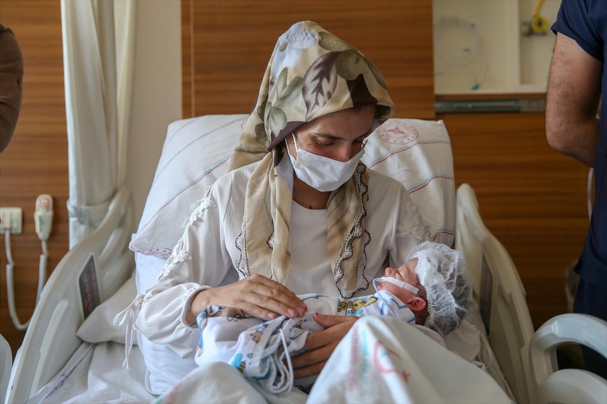 Van'da, kalpleri duran anne ile bebeğin mucize kurtuluşu