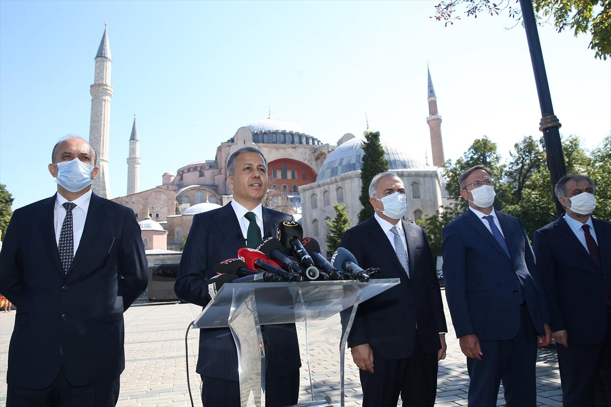 Ali Yerlikaya Ayasofya'da ilk namaz detaylarını açıkladı