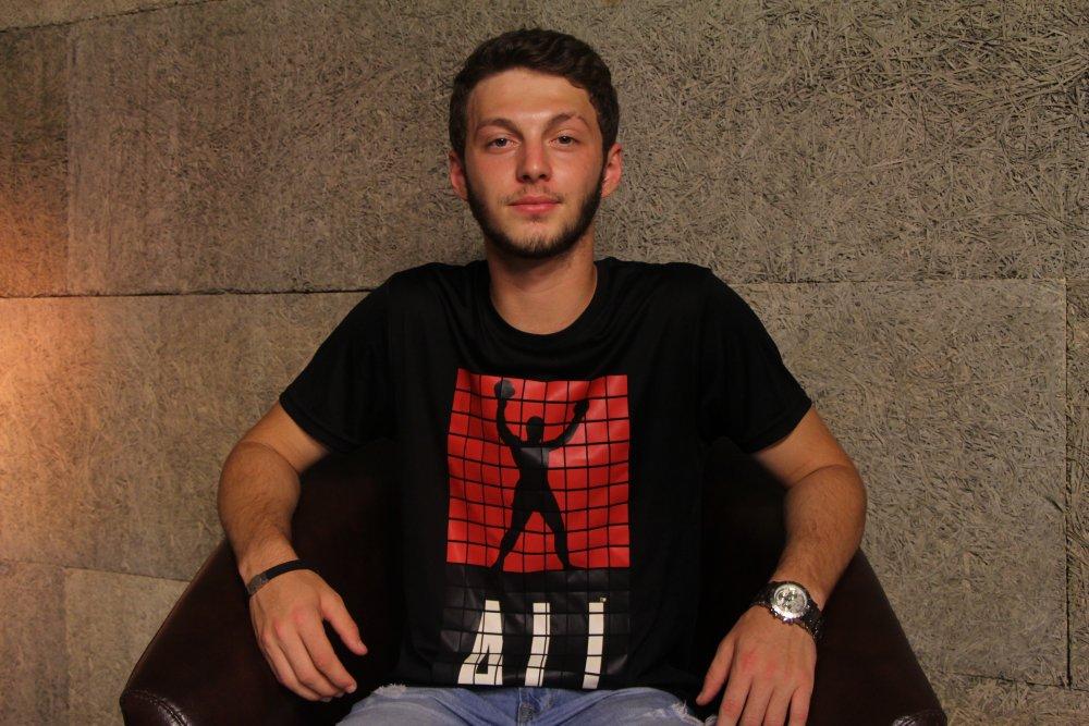 Deha Sarıahmet, Real Madrid'le anlaştı