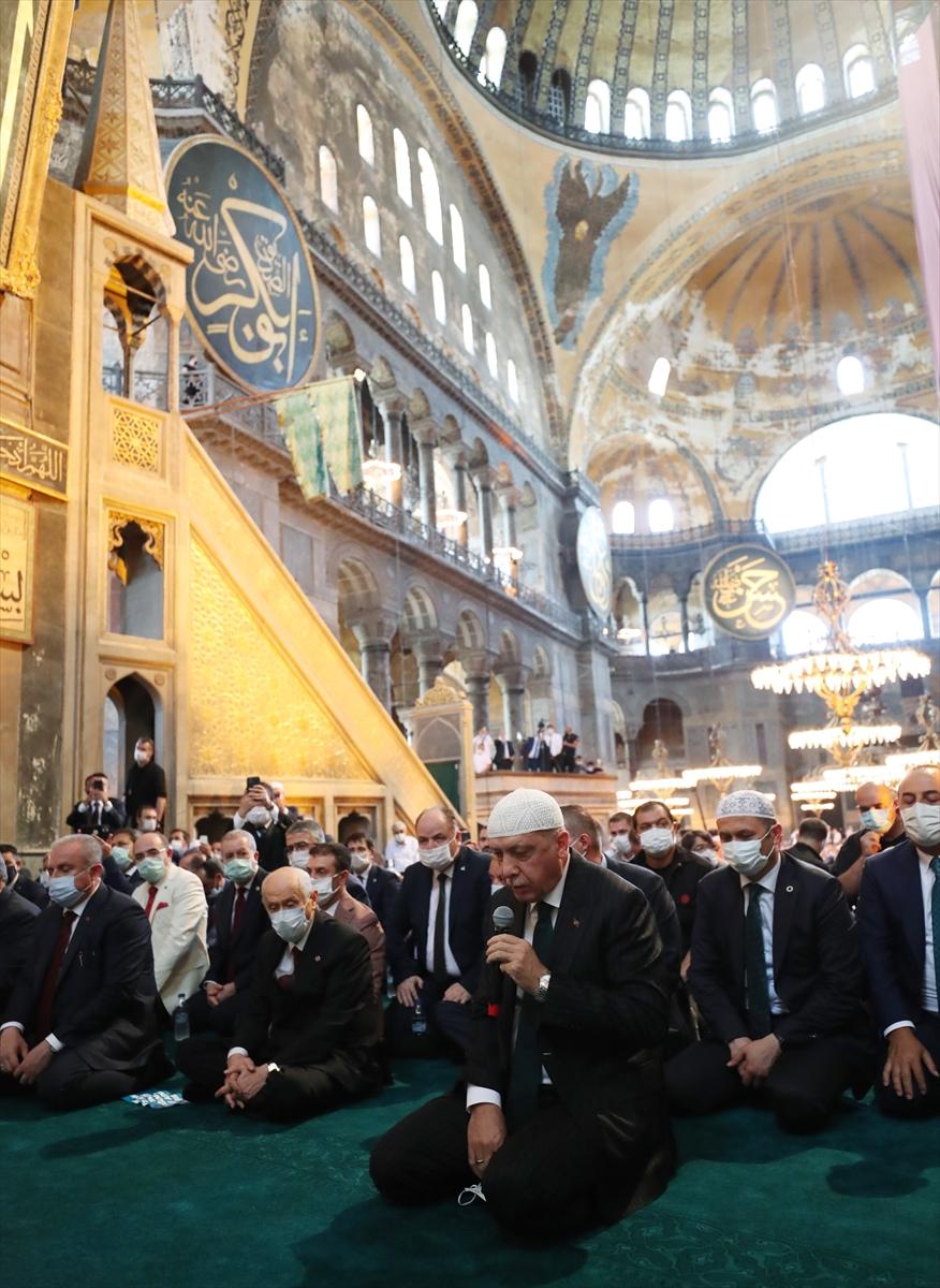Cumhurbaşkanı Erdoğan Ayasofya'da