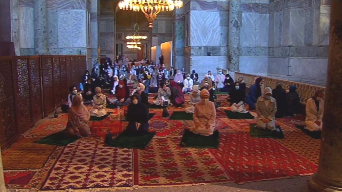 Cumhurbaşkanı Erdoğan Ayasofya'da