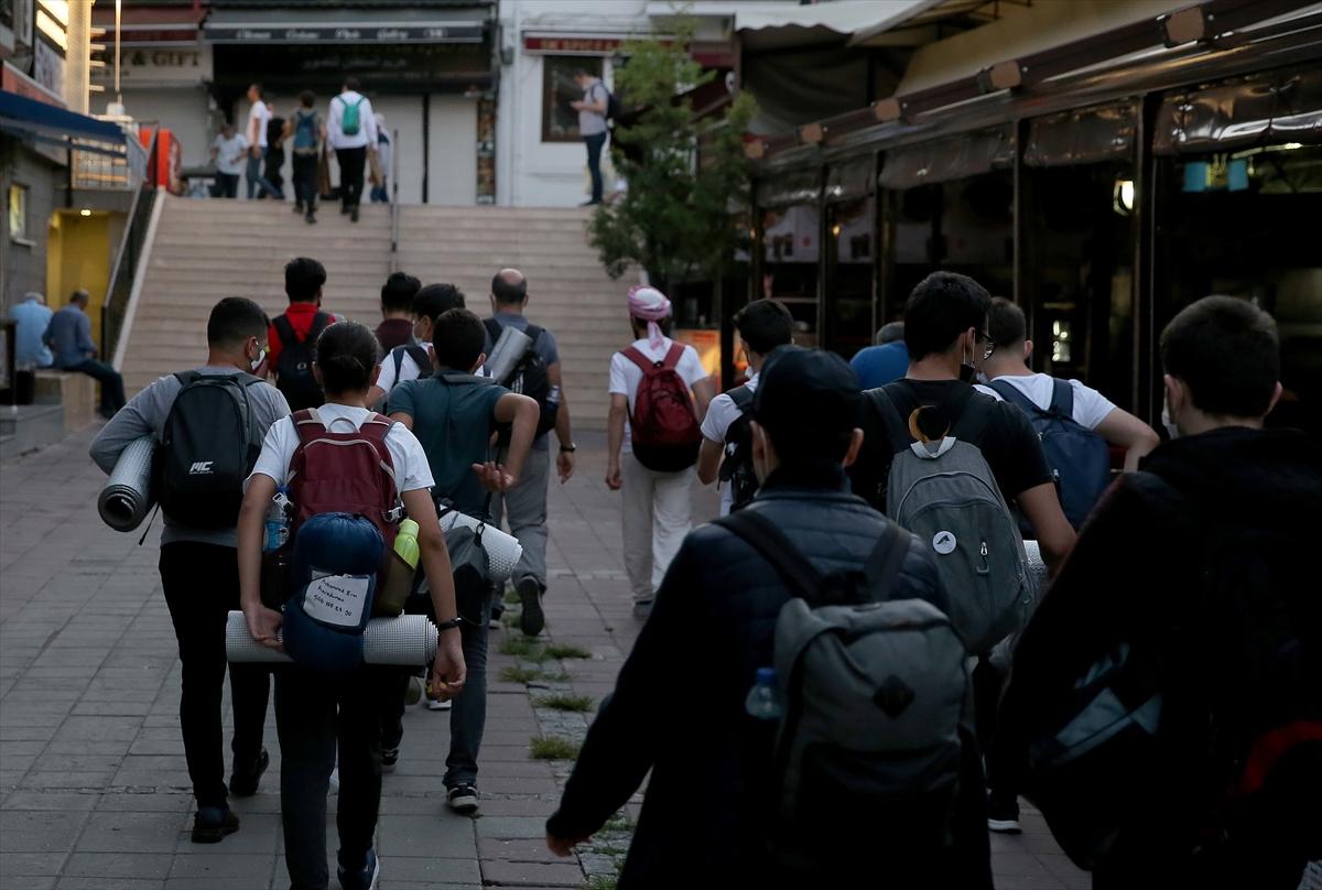 Ayasofya’da sabah namazı sonrası