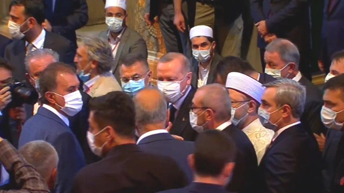 Cumhurbaşkanı Erdoğan Ayasofya'da