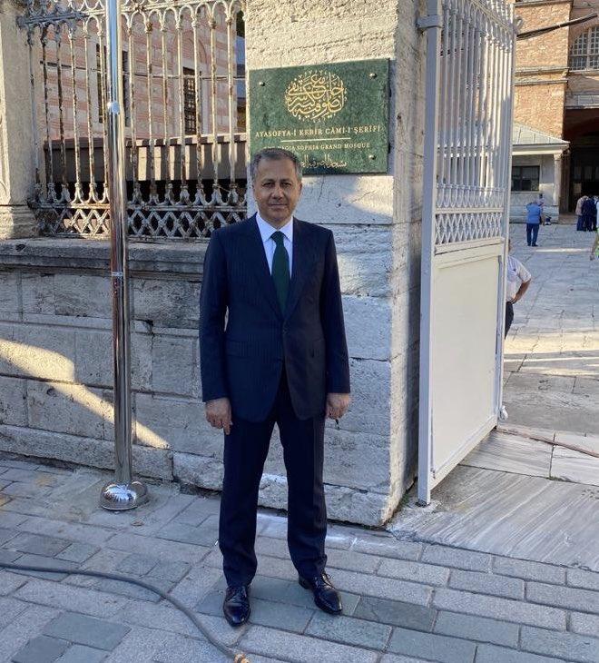 Ayasofya 24 saat açık kalacak