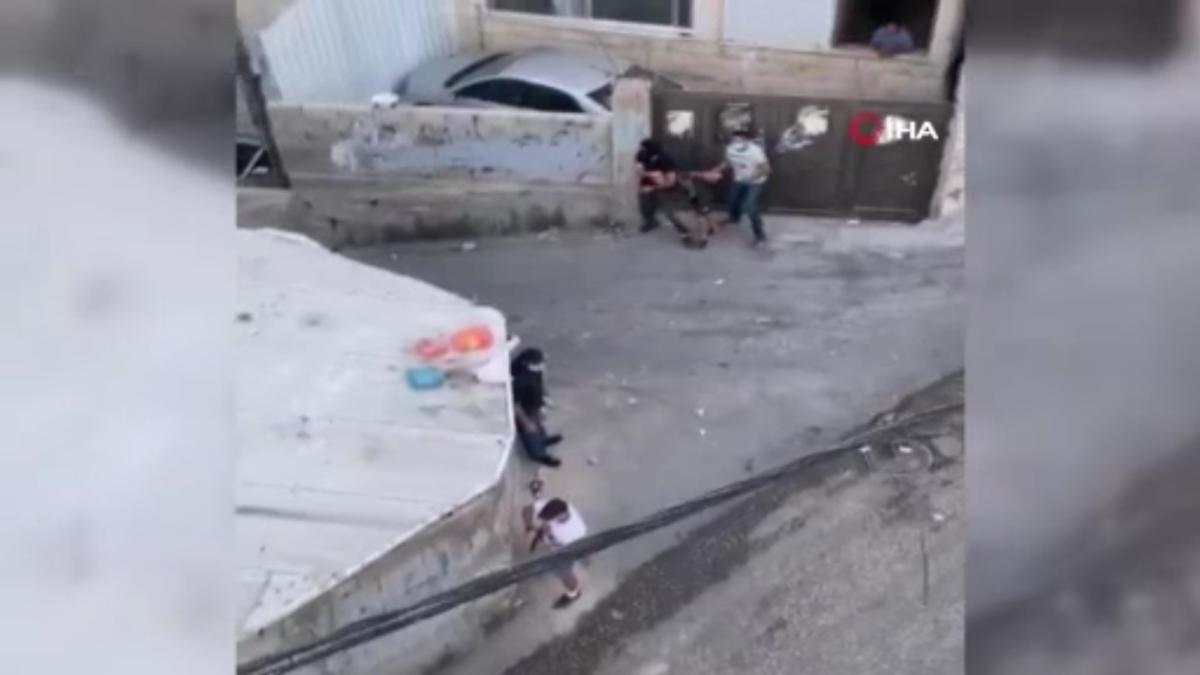 Kudüs'te İsrail güçleri 12 yaşındaki çocuğu kaçırdı