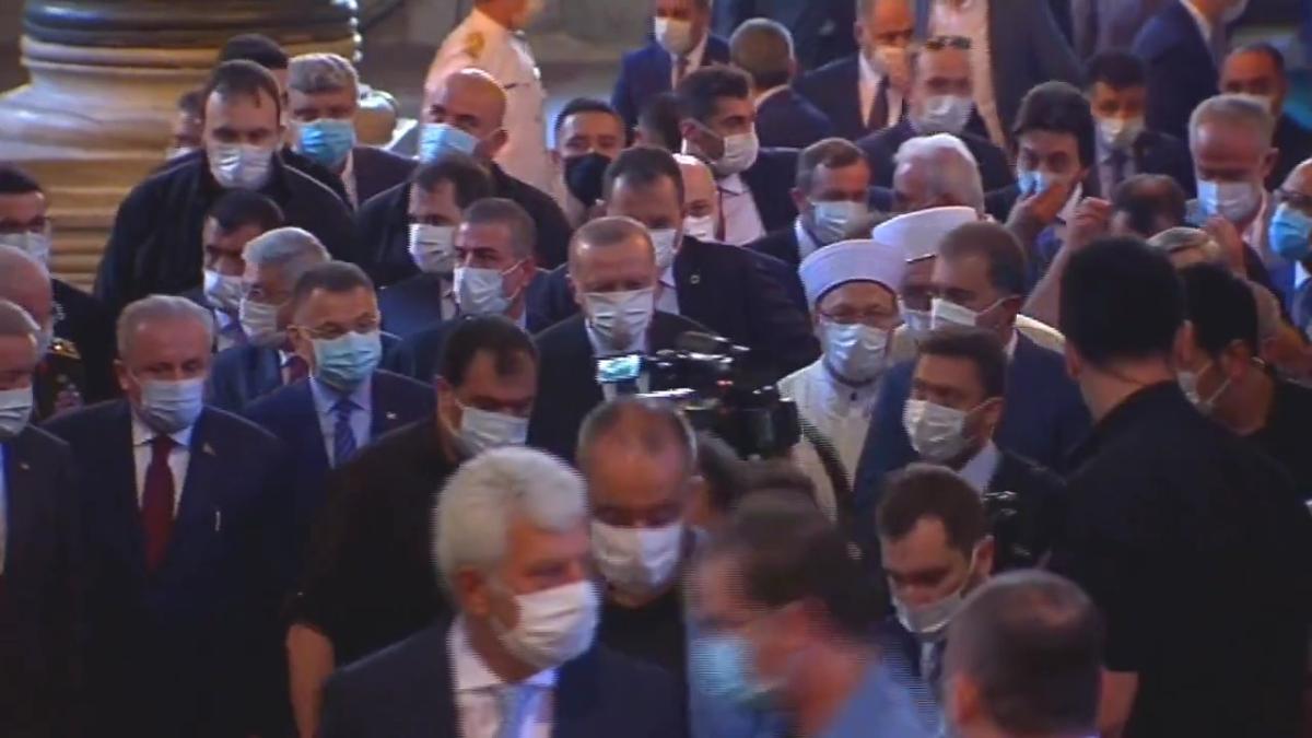 Cumhurbaşkanı Erdoğan Ayasofya'da