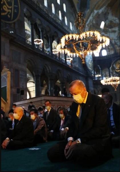 Ayasofya 24 saat açık kalacak