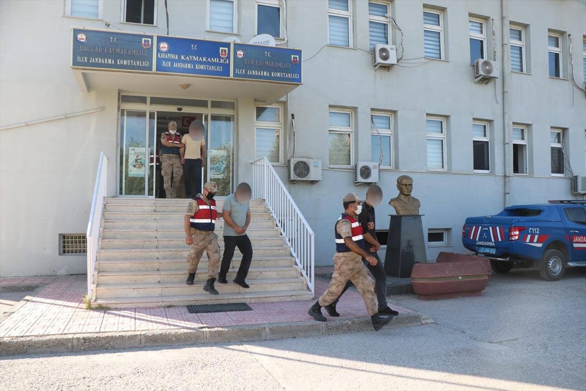 Diyarbakır'da dolandırıcılık yapan iki kişi tutuklandı