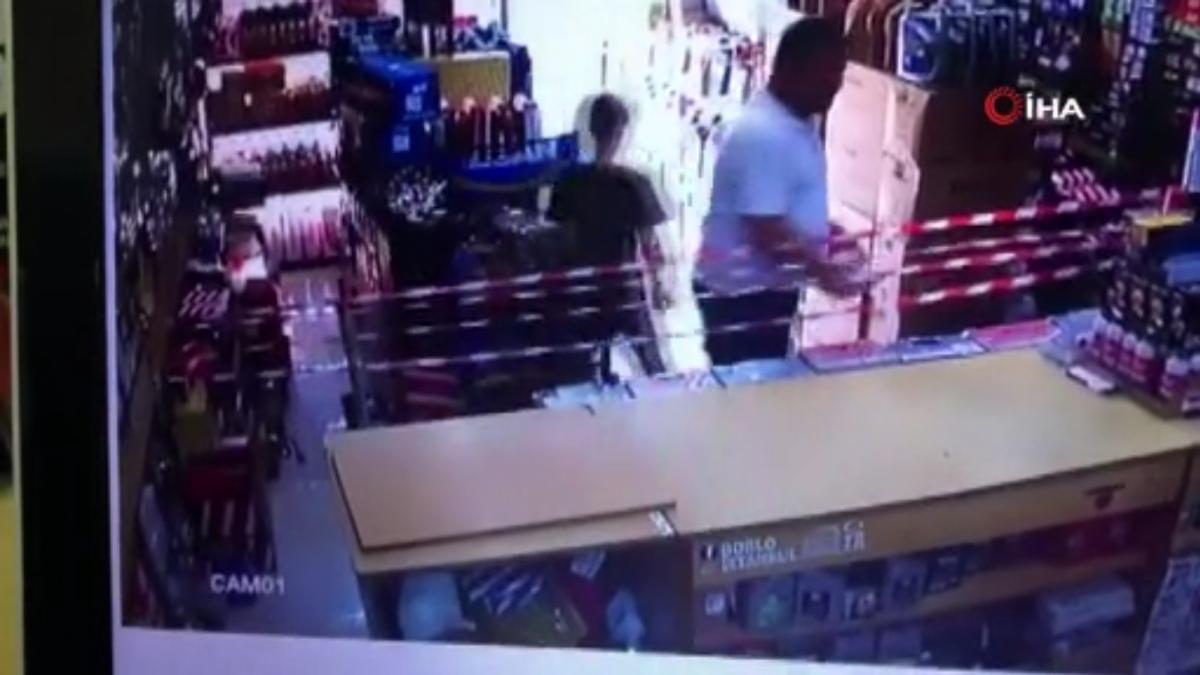 Arnavutköy'de müşterinin unuttuğu telefonu başkası çaldı