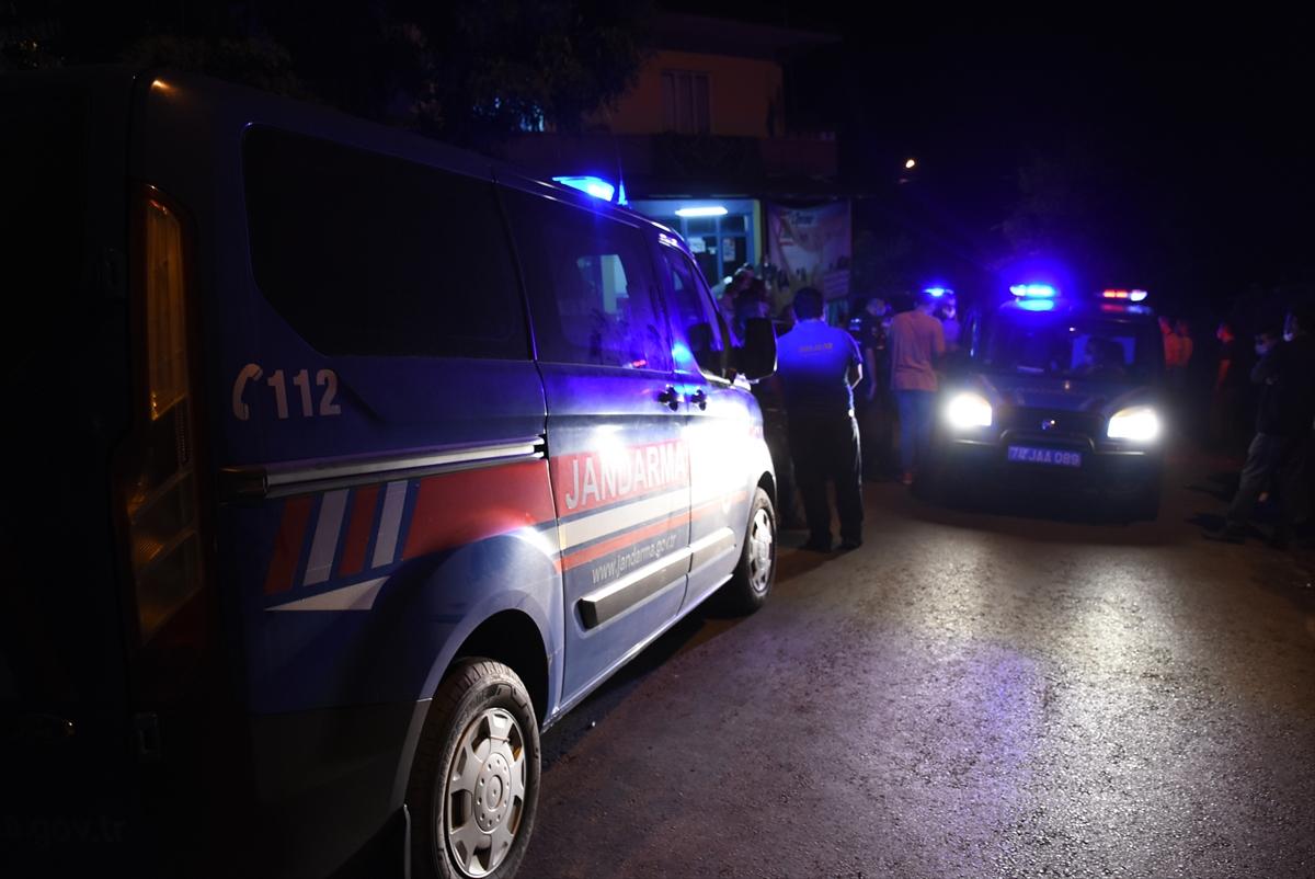 Bartın'da bir kişi gelinini tilki zannederek vurdu