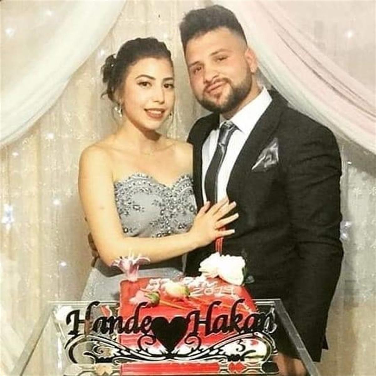 Sakarya'da yeni evli çifte araç çarptı, kadın öldü